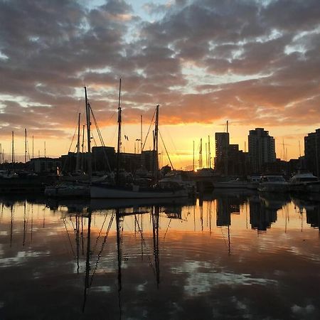 Luxury 1 Bed Ipswich Marina Apartment Free Parking Buitenkant foto